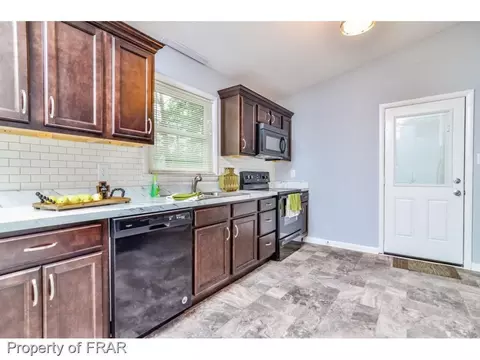 3353 Redfox Rd, Spring Lake, NC 28390 photo 11