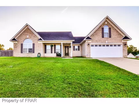 107 Taft Ct, Raeford, NC 28376 photo 1