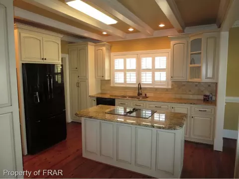 206 E D St, Erwin, NC 28339 photo 3
