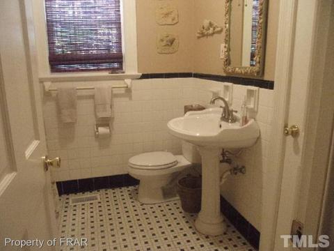 309 Fayetteville Ave, Dunn, NC 28334 photo 10