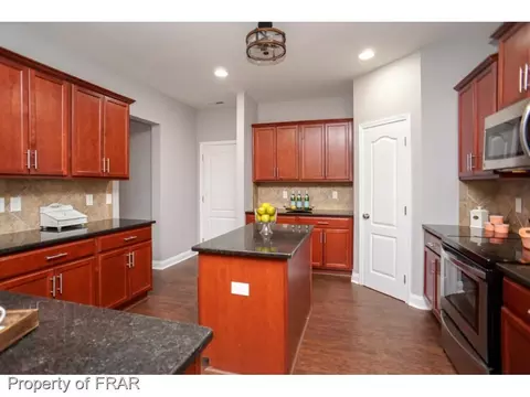 132 Laurel Dr, Spring Lake, NC 28390 photo 14