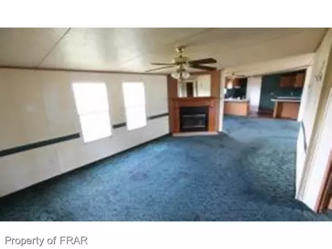 601 E Rockingham Rd, Maxton, NC 28364 photo 7