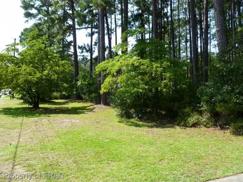 831 E Prospect Ave, Raeford, NC 28376 photo 4
