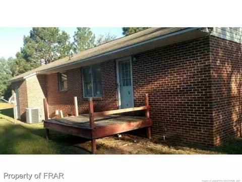 200 E Charles Ave, Pinebluff, NC 28373 photo 2