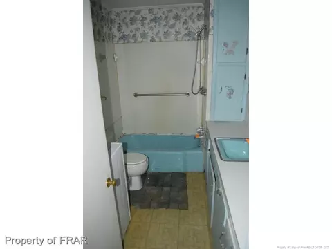 411 Spring St, Hamlet, NC 28345 photo 13