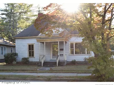 411 Spring St, Hamlet, NC 28345 photo 1