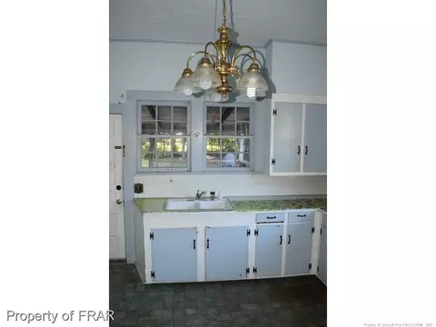 411 Spring St, Hamlet, NC 28345 photo 10