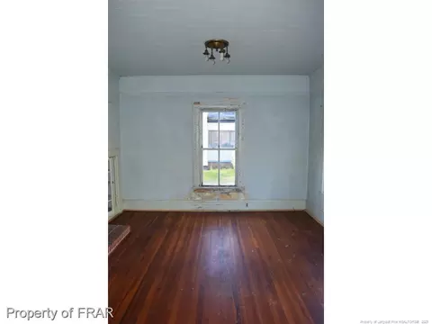 411 Spring St, Hamlet, NC 28345 photo 4