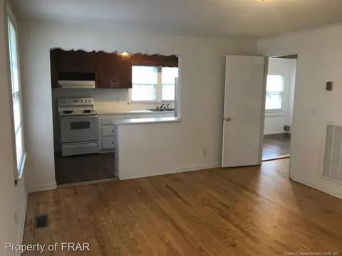 202 W D St, Erwin, NC 28339 photo 11