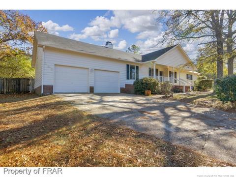 293 Lakeridge Dr, Cameron, NC 28326 photo 2