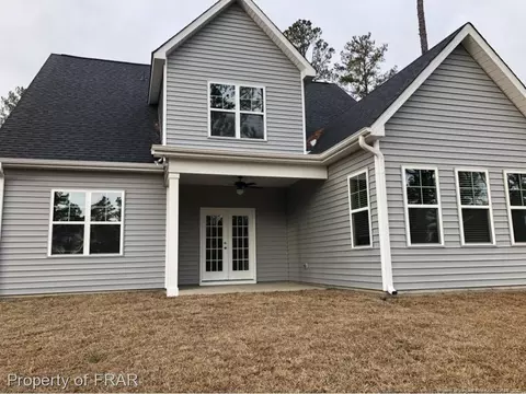 479 Timber Skip Dr, Spring Lake, NC 28390 photo 2
