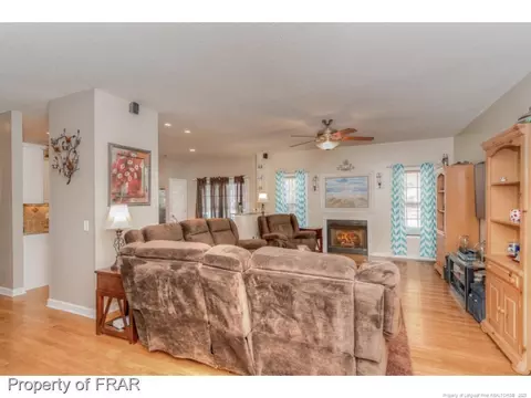 106 Perkins Ln, Pinebluff, NC 28373 photo 4