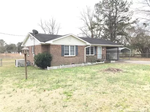 205 E Walnut St, Bladenboro, NC 28320 photo 14