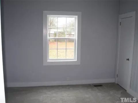 402 E H St E, Erwin, NC 28339 photo 11