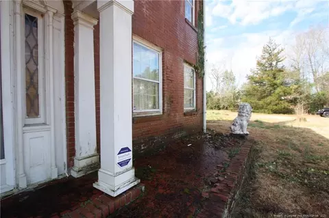 805 E Main St, Rowland, NC 28383 photo 4