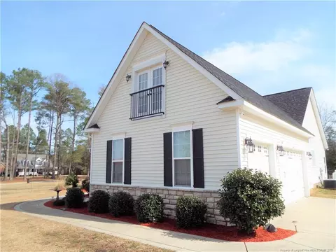 5645 Saddleback Trl, Wade, NC 28395 photo 4