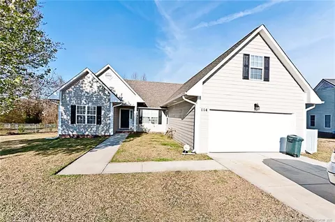 114 Tanner Loop, Raeford, NC 28376 photo 1
