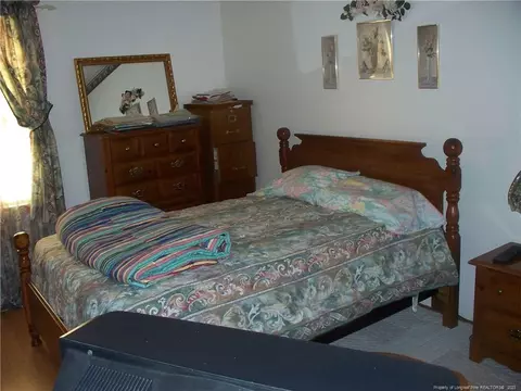 114 E Walnut St E, Bladenboro, NC 28320 photo 12