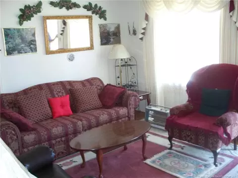 114 E Walnut St E, Bladenboro, NC 28320 photo 13