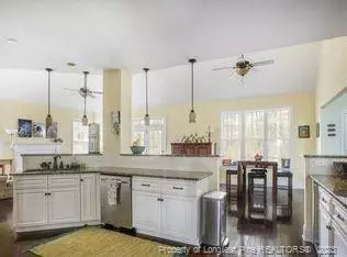25 Wicker Cir, Spring Lake, NC 28390 photo 4