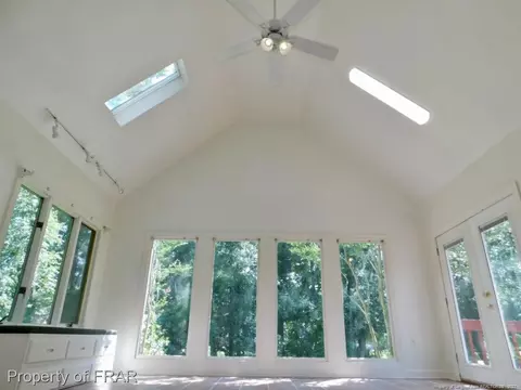 104 Cromwell Pl, Lumberton, NC 28358 photo 12