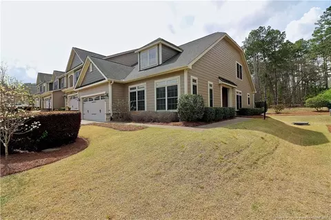 100 Shadow Creek Ct, Pinehurst, NC 28374 photo 3