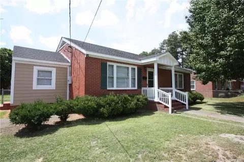 1104 E 9th St, Lumberton, NC 28358 photo 3