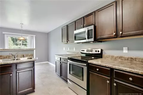 89 Archer Dr, Bunnlevel, NC 28323 photo 9