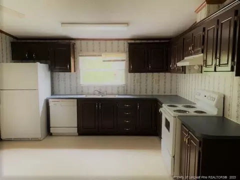 70 Lexington Ln, Cameron, NC 28326 photo 3