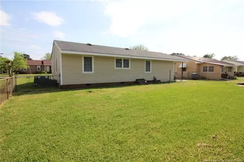 515 E 19th St, Lumberton, NC 28358 photo 23