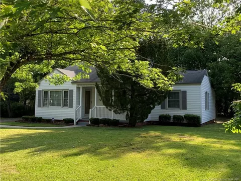 218 N Wright St, Raeford, NC 28376 photo 3