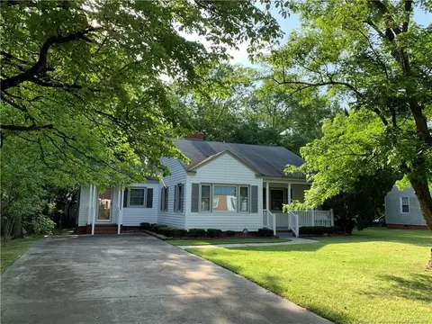 218 N Wright St, Raeford, NC 28376 photo 1