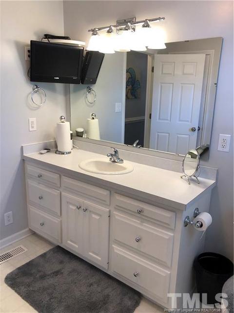 202 W A St, Erwin, NC 28339 photo 18