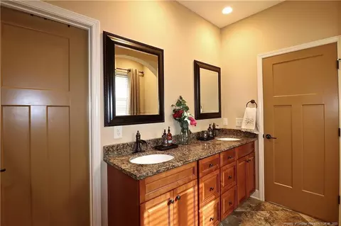 180 Devon Cir, Aberdeen, NC 28315 photo 20