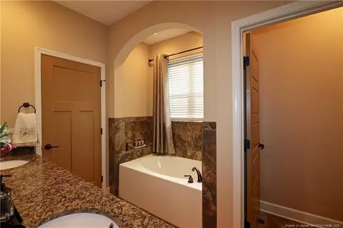 180 Devon Cir, Aberdeen, NC 28315 photo 19