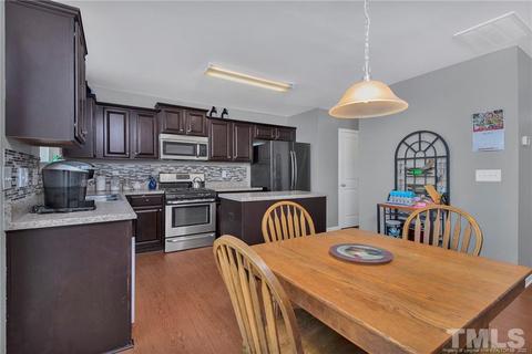 45 Folkstone Ct, Bunnlevel, NC 28323 photo 8