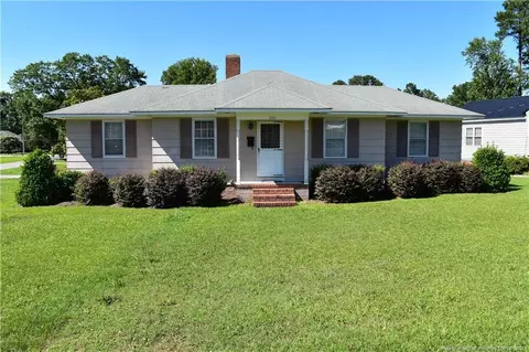 200 E C St, Erwin, NC 28339 photo 1