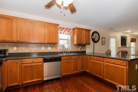 332 Regimental Dr, Cameron, NC 28326 photo 9