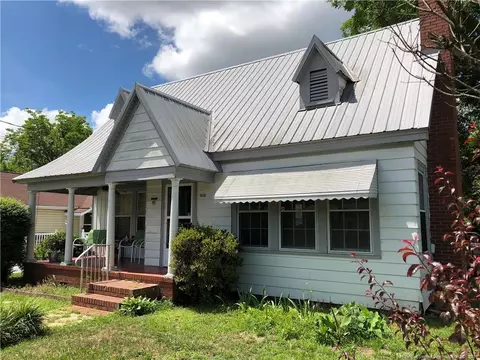 606 3rd St, Pembroke, NC 28372 photo 3