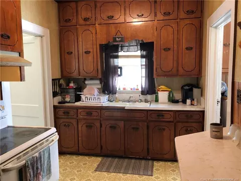 606 3rd St, Pembroke, NC 28372 photo 10