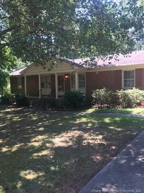 2207 Colonial Dr, Sanford, NC 27330 photo 1