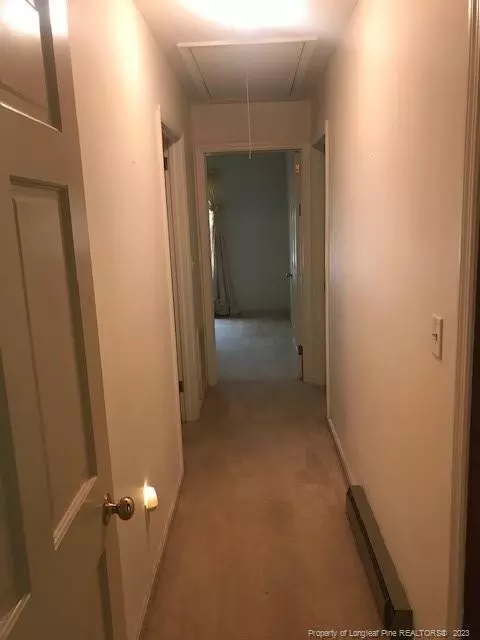 2207 Colonial Dr, Sanford, NC 27330 photo 9