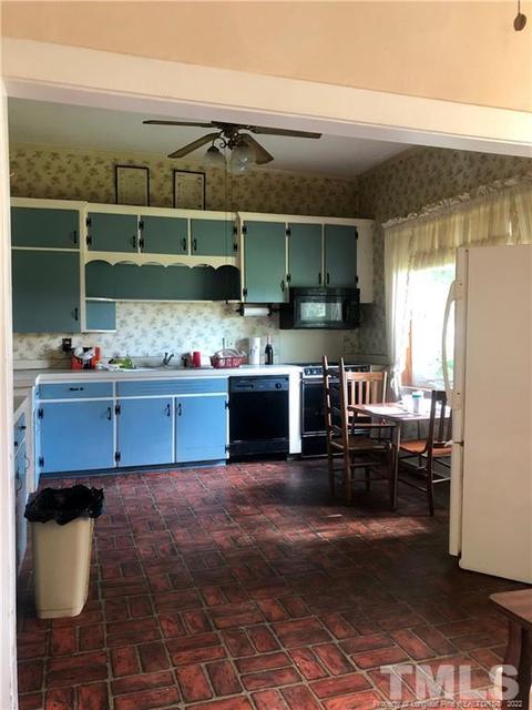 309 E H St, Erwin, NC 28339 photo 21