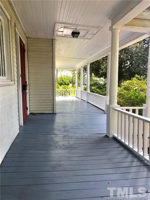 309 E H St, Erwin, NC 28339 photo 4