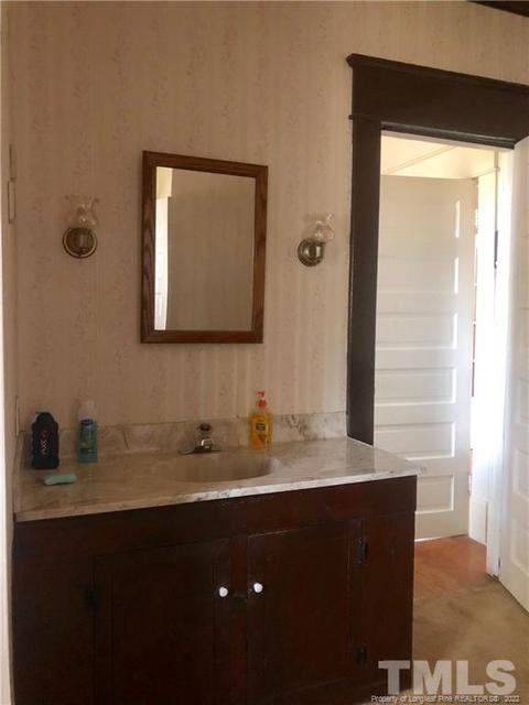 309 E H St, Erwin, NC 28339 photo 13