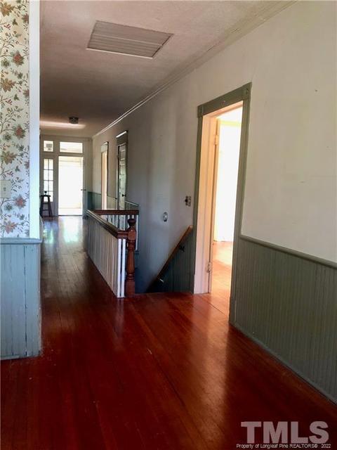 309 E H St, Erwin, NC 28339 photo 6