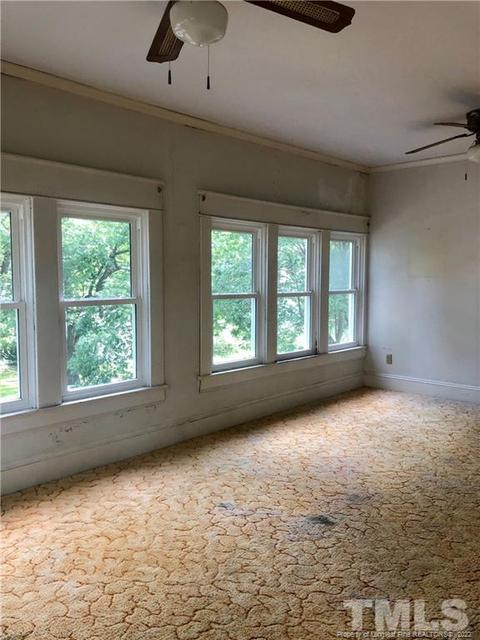 309 E H St, Erwin, NC 28339 photo 9