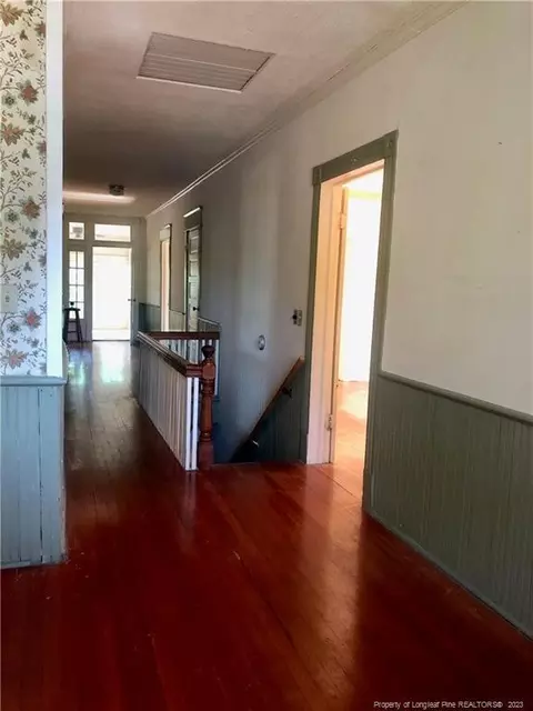 309 E H St, Erwin, NC 28339 photo 6