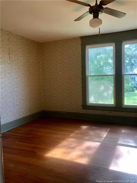 309 E H St, Erwin, NC 28339 photo 8