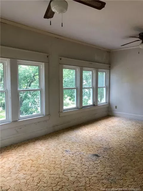 309 E H St, Erwin, NC 28339 photo 9